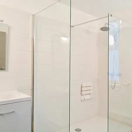 Du Peintre Апартаменты Тё